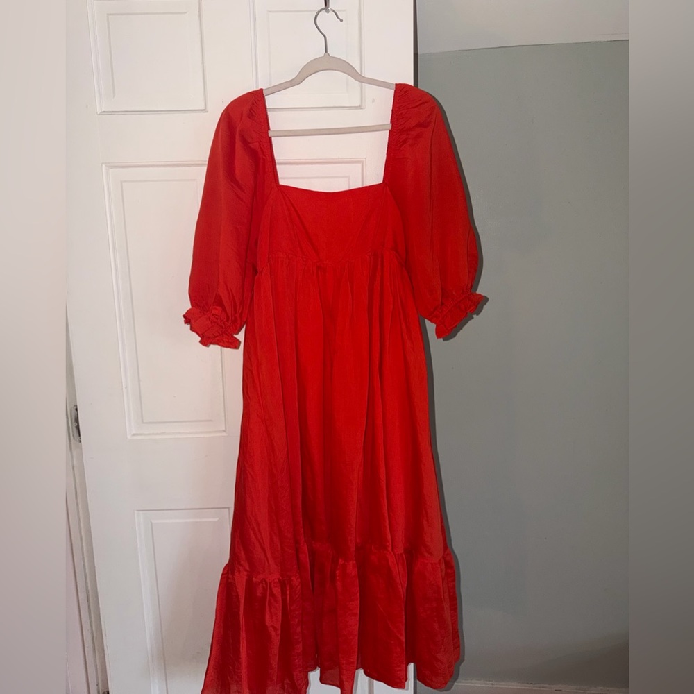 Storia Red Puff Sleeve Tiered Midi Dress